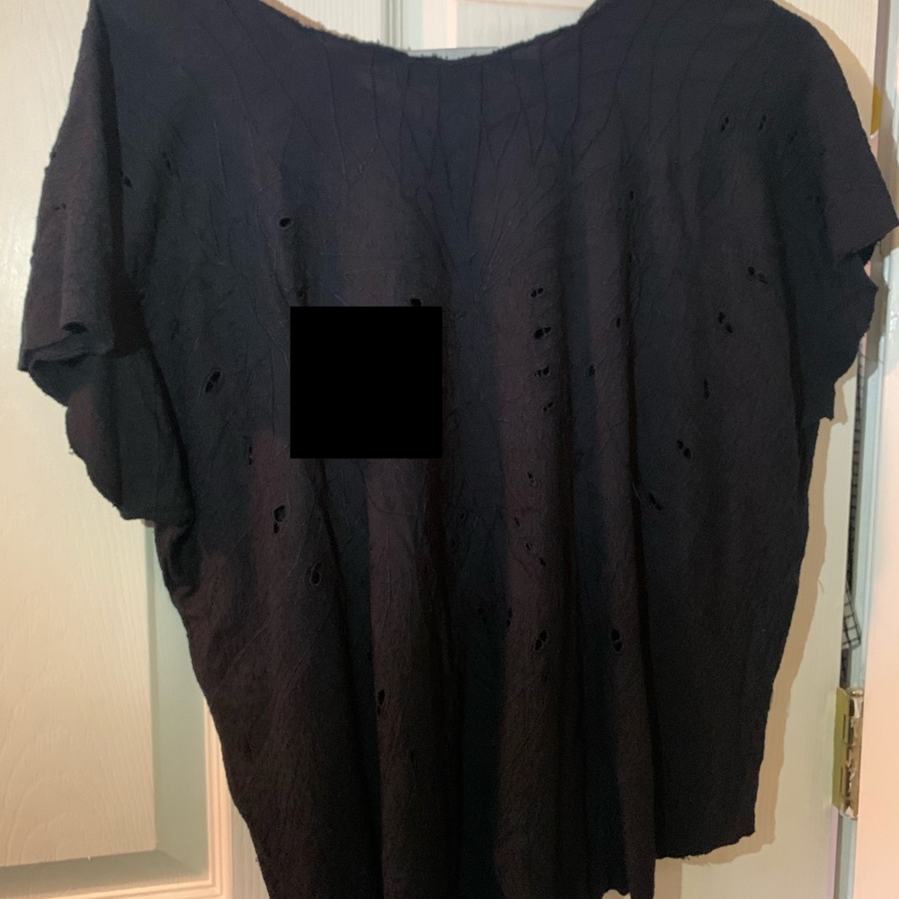 Shirt - Picture 3 of 4